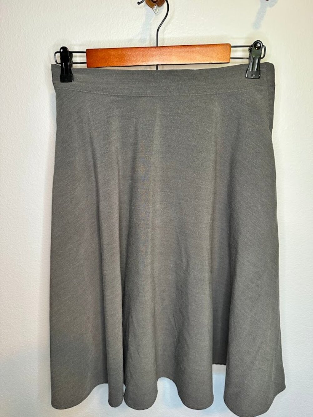 ModCloth Gray A-Line Midi Retro Style Swing Skirt - Medium